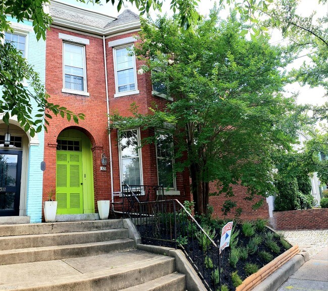 Primary Photo - 3 br, 2.5 bath House - 309 N Meadow St