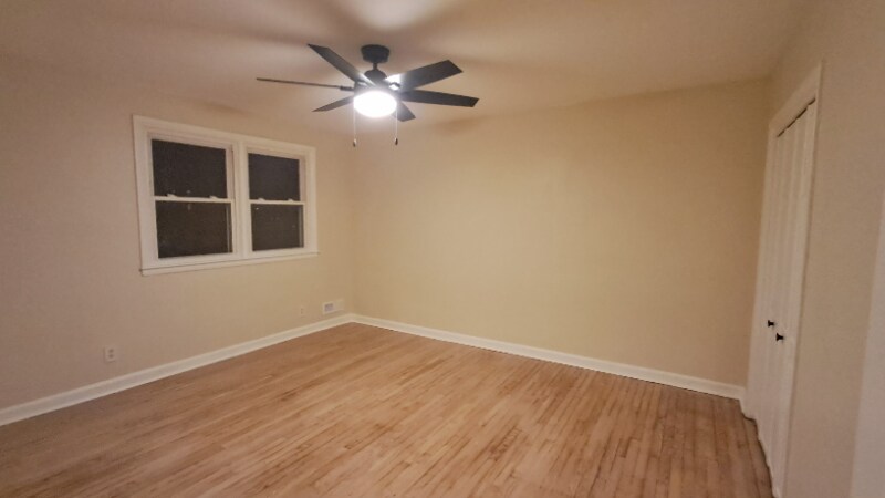 Building Photo - 855 Reverdy Rd