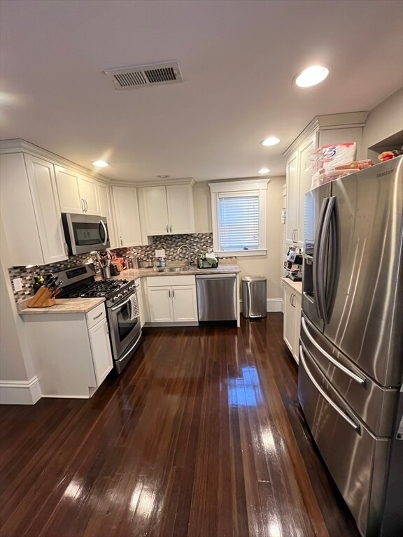 Building Photo - 33 Wisconsin Ave