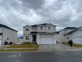 Building Photo - 7046 N Silver Creek Way