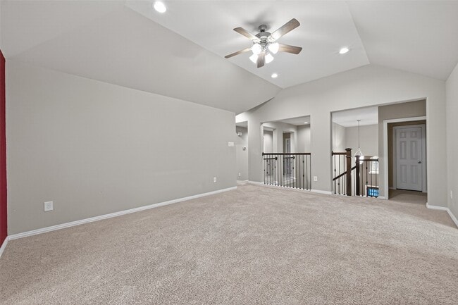 Building Photo - 16811 Kilgarth Dr