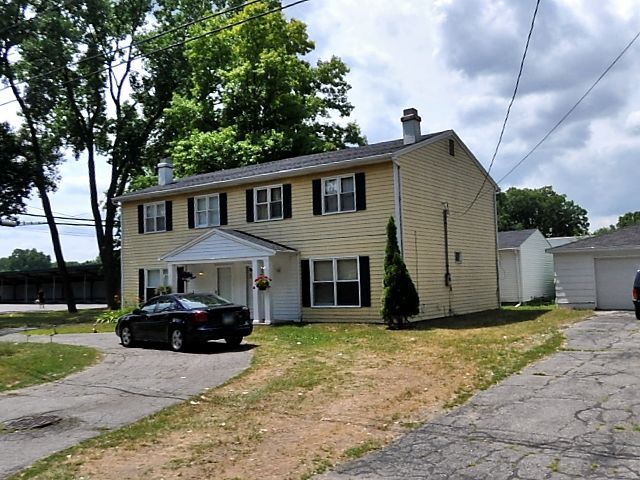 Primary Photo - 2605 Moffat Rd
