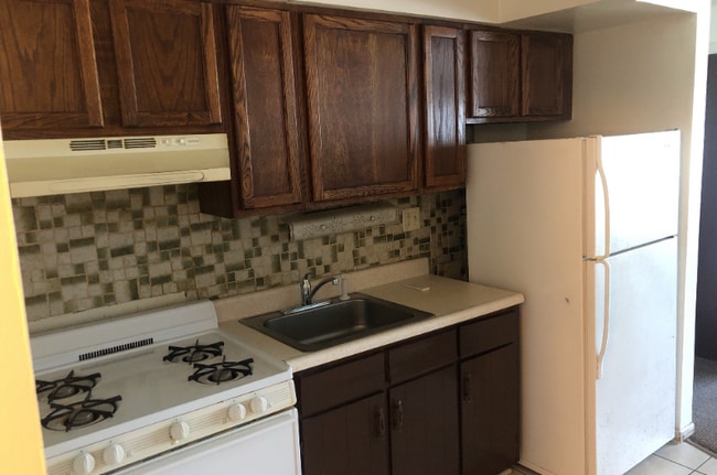 Building Photo - 3847 W 124th Pl