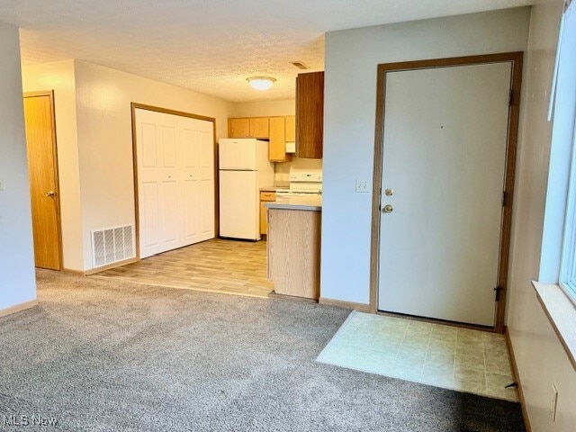 Building Photo - 1894-1898 Springfield Lake Blvd