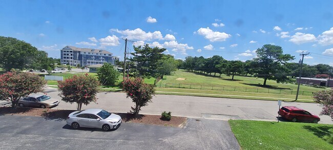 Building Photo - 9641 Norfolk Ave