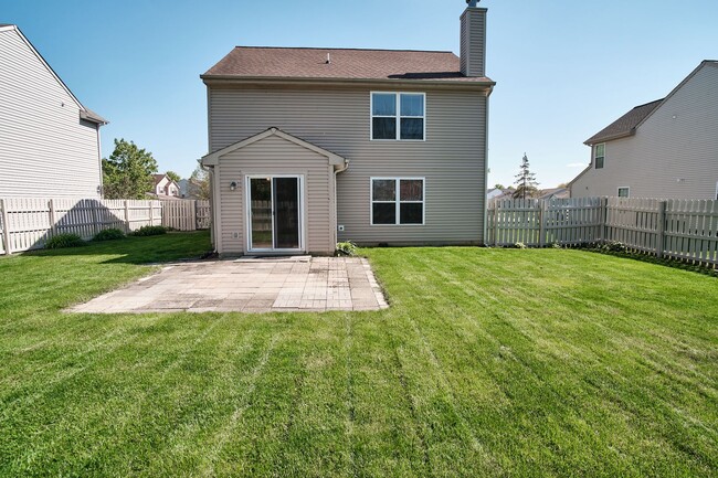 Building Photo - For Rent-4BDRM, 2.5BA Home in Ashwood