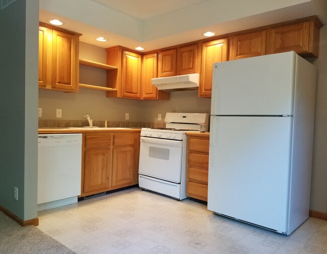 Building Photo - 4417 Krys Rd