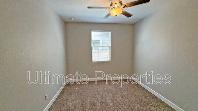 Building Photo - 835 N 110th Ave