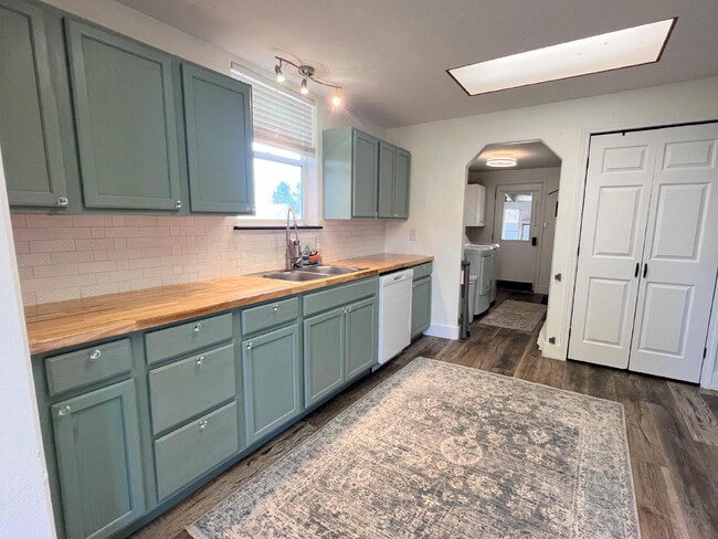 Building Photo - Pets Welcome- Charming 2-Bedroom Home with Fenced Yard in Roosevelt