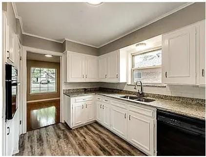 Building Photo - 6826 Kingsbury Dr