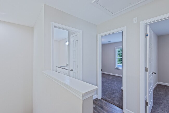 Building Photo - 3729 Old Macon Darien Rd