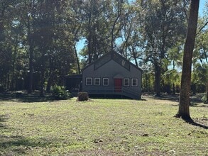 Building Photo - One-of-a-kind Home on 2.2 Acres – $1,700/m...