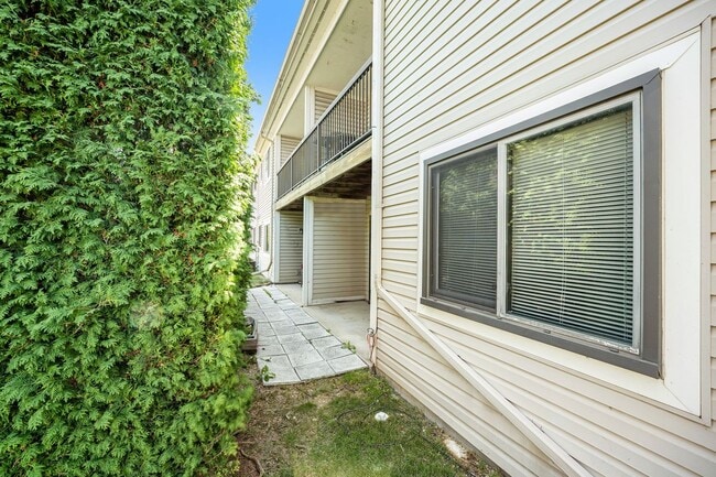 Building Photo - 30685 Hidden Pines Ln