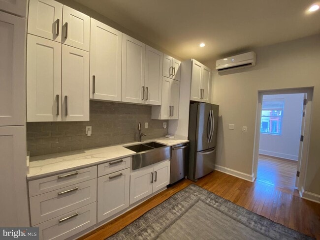 Building Photo - 19 T St NE