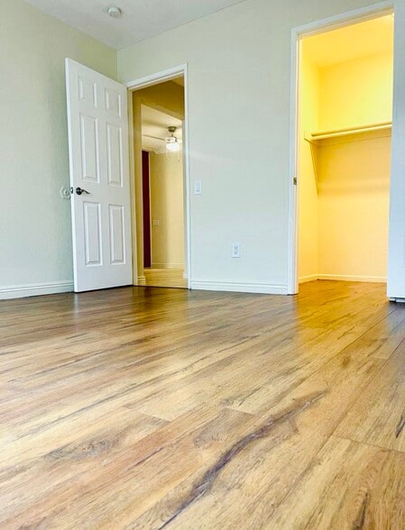 Building Photo - 78650 Avenue 42