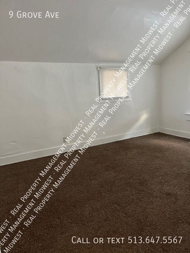 Building Photo - 9 Grove Ave