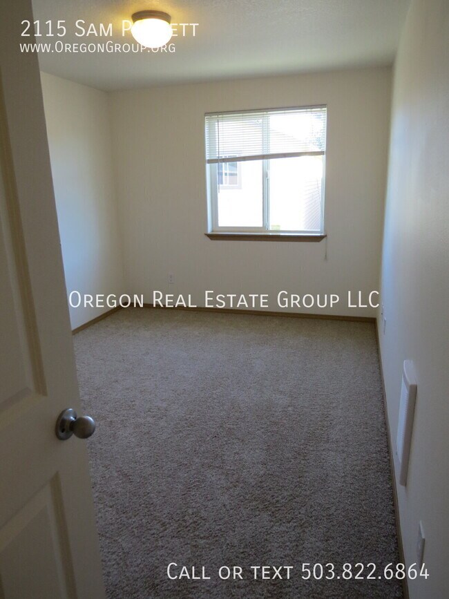 Building Photo - 2115 Sam Parrett Dr