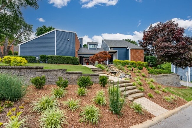 Primary Photo - Woodcreek Apartments