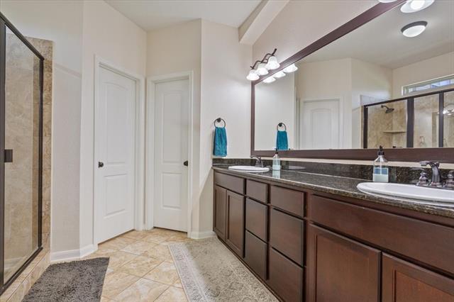 Building Photo - 10856 Burnham Dr