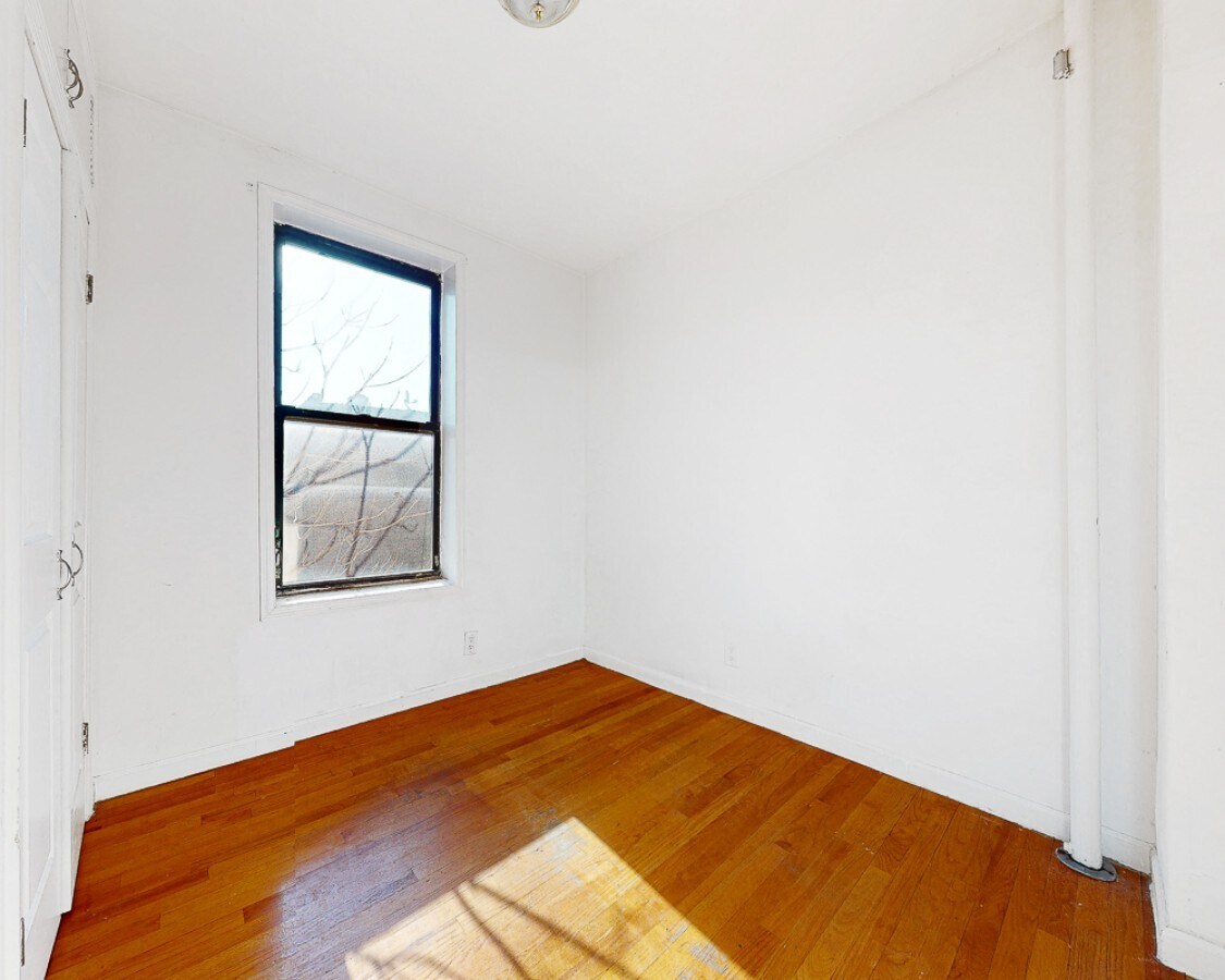 Building Photo - West 147th Street
