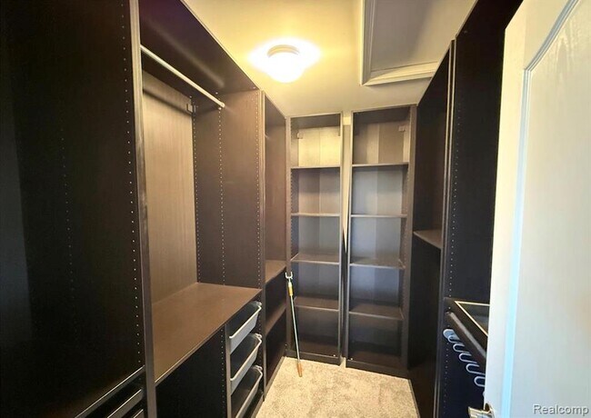 Building Photo - 43533 Prospect Ln