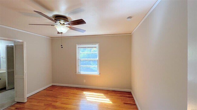 Building Photo - 804 Hillman St