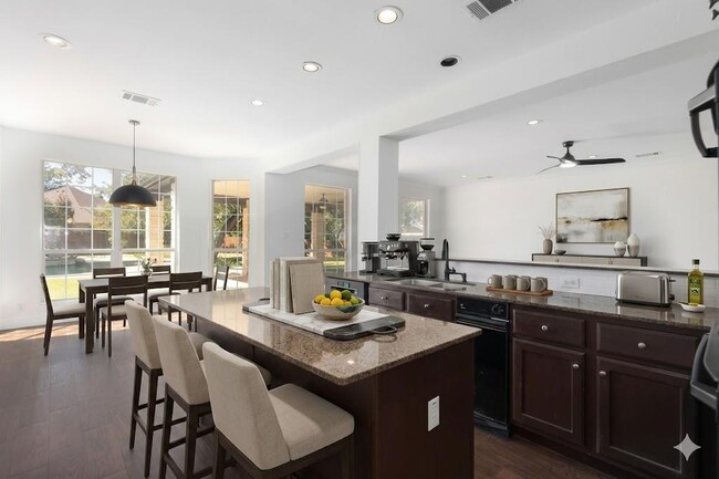 Building Photo - 1708 Pagedale Cove