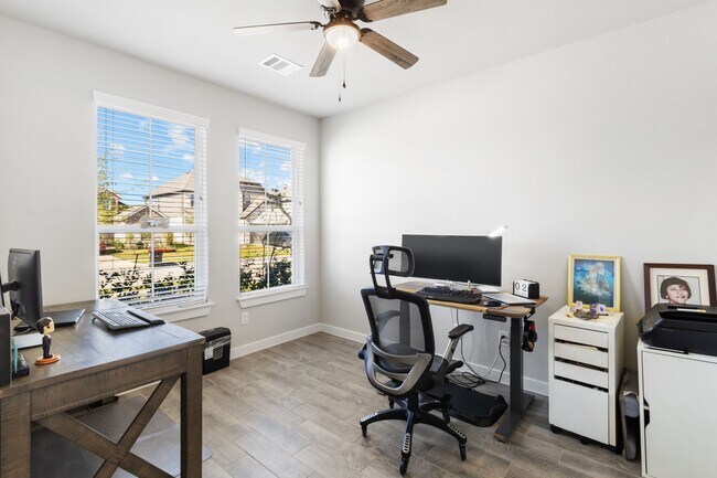 Building Photo - 8114 Vida Costa Dr