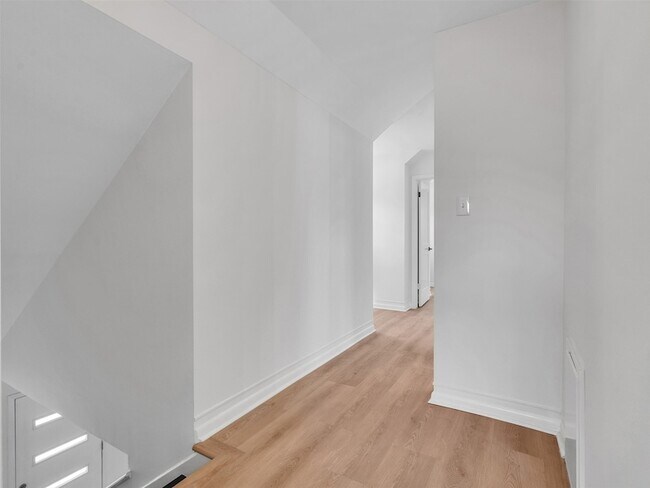 Building Photo - 16007 Diana Ln