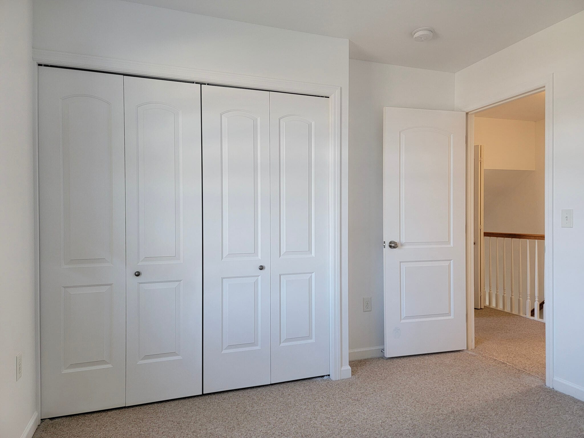 Building Photo - 749 Winding Ln