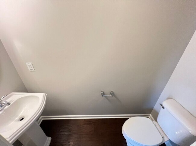 Building Photo - Gorgeous 3 bedroom home near Brier Creek and RTP!