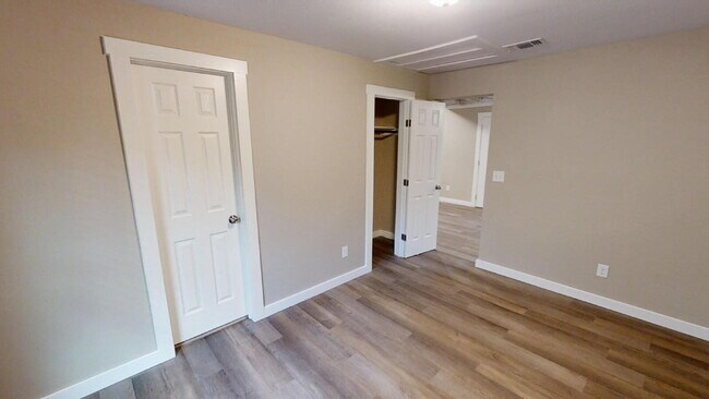 Building Photo - Fully Remodeled & Ready to Rent – Modern Comfort Awaits in Killeen, TX!