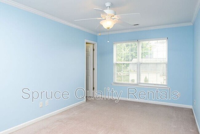 Building Photo - 6201 Elderbush Dr