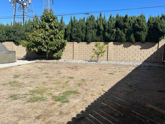 Building Photo - Spacious 4 Bed, 3 Bath for Rent - Westminster