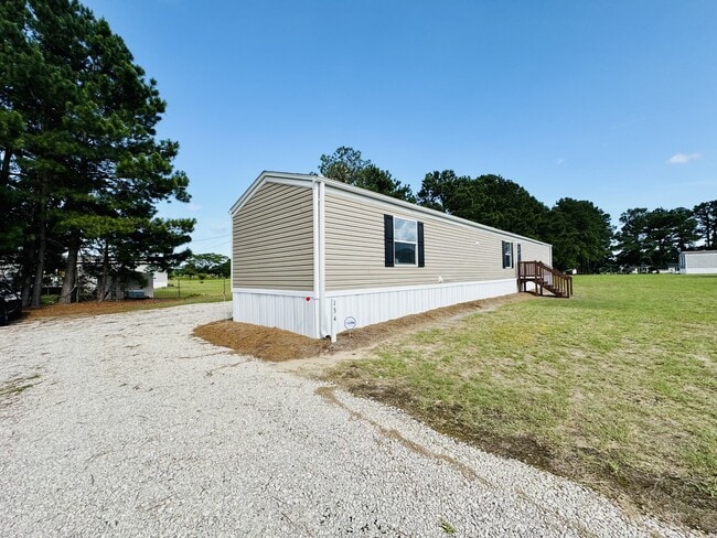 Building Photo - 134 Blissful Ct