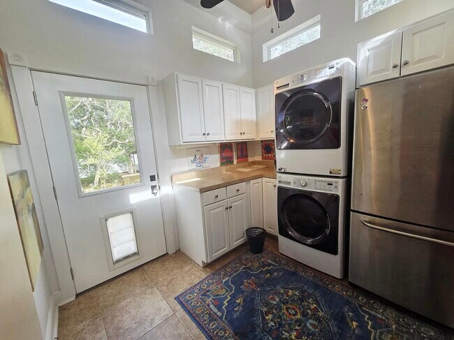 Building Photo - Santa Rosa Beach House