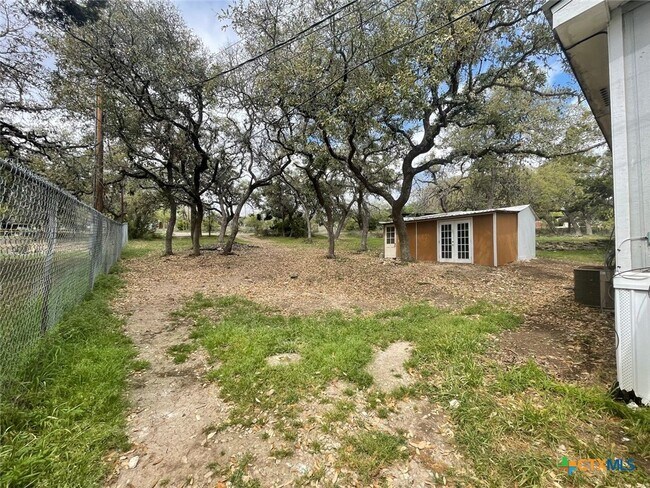 Building Photo - 532 Grandview Bend