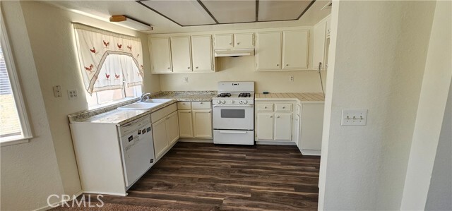 Building Photo - 1518 Canterbury Cir