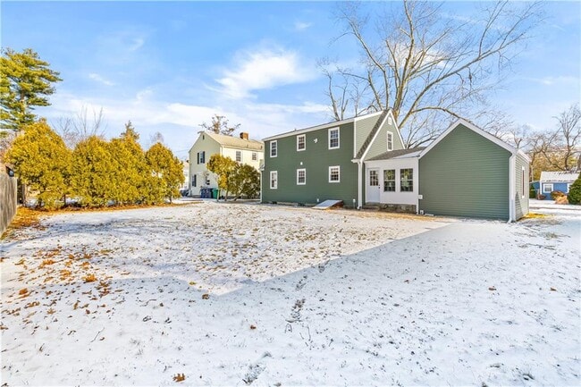 Building Photo - 111 Canna St