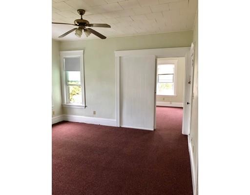 Building Photo - 32 Douglas St