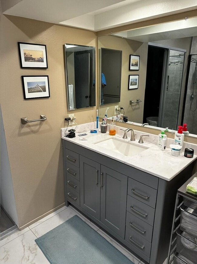 Building Photo - 59 Palma Dr