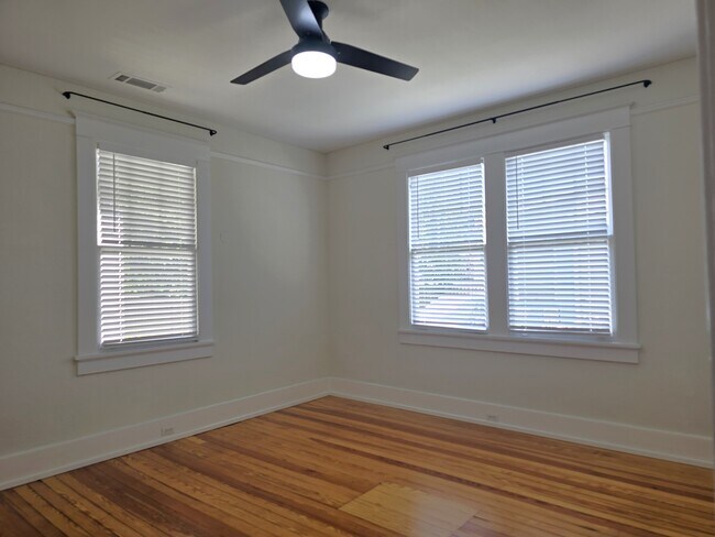 Building Photo - 1429 Stovall St