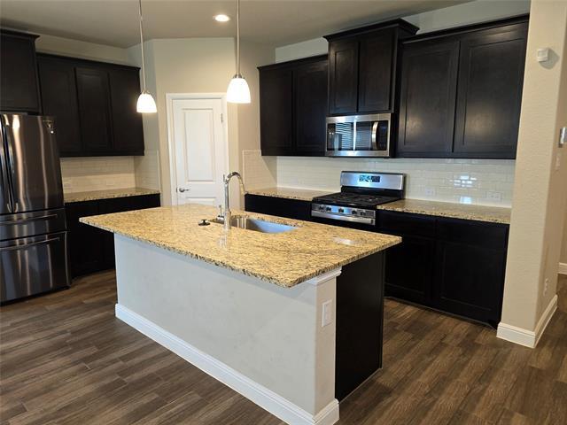 Building Photo - 1233 Bosque Ln