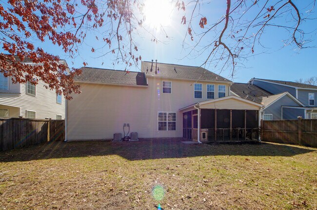 Building Photo - Beautiful Home in Wescott Plantation
