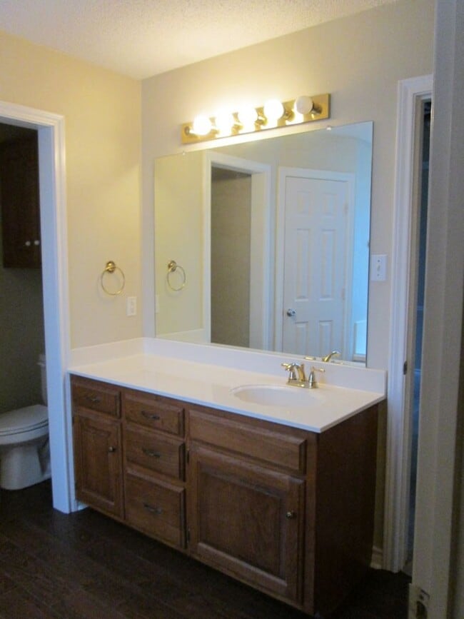 Building Photo - 3 bedroom 2 bath home in Tyler! Coming soon!