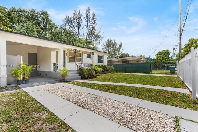 Primary Photo - 4853 NW 15th Ave