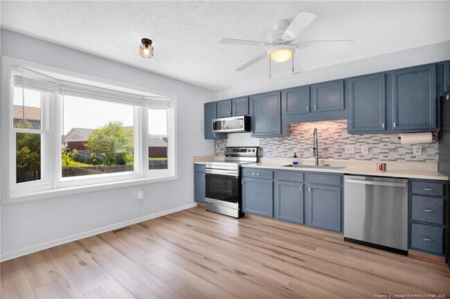 Building Photo - 833 Wigwam Dr