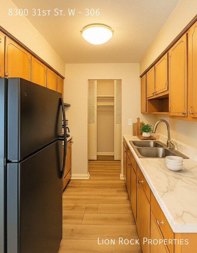 Building Photo - 8300 W 31st St