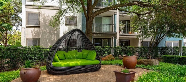 Building Photo - 12100 Metric Blvd