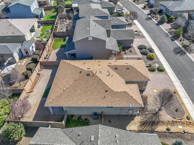 Building Photo - 3 bed 2 bath home in Quailwood!